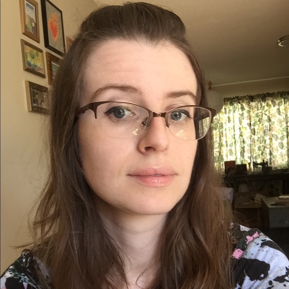 Meet your Posher, Kellyn - Picture 1 of 1